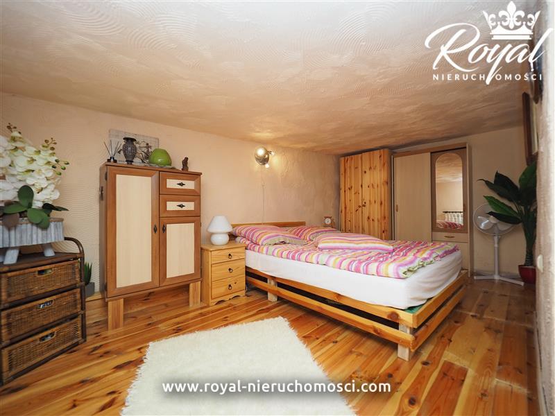 Dom obok jeziora i stawu w Mostowie (14)