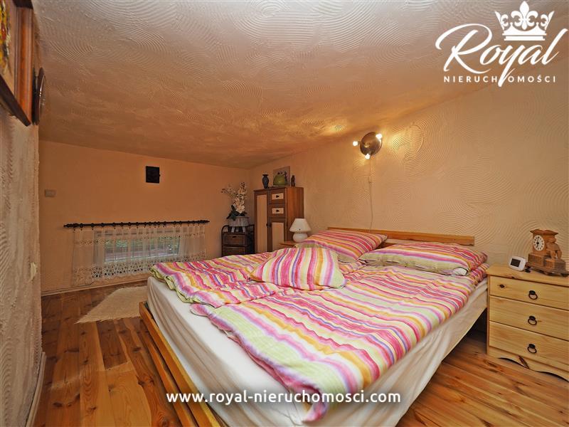 Dom obok jeziora i stawu w Mostowie (15)