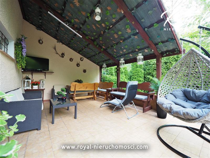 Dom obok jeziora i stawu w Mostowie (5)