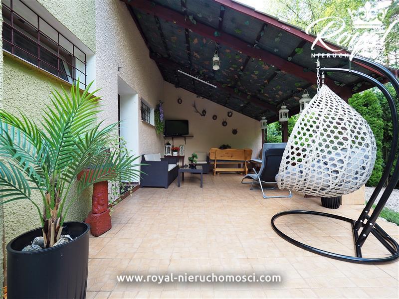 Dom obok jeziora i stawu w Mostowie (6)