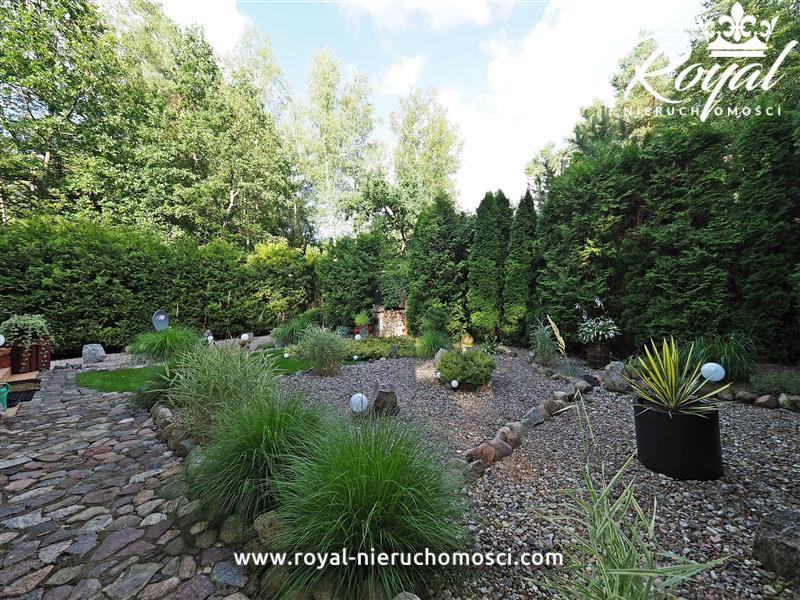 Dom obok jeziora i stawu w Mostowie (8)