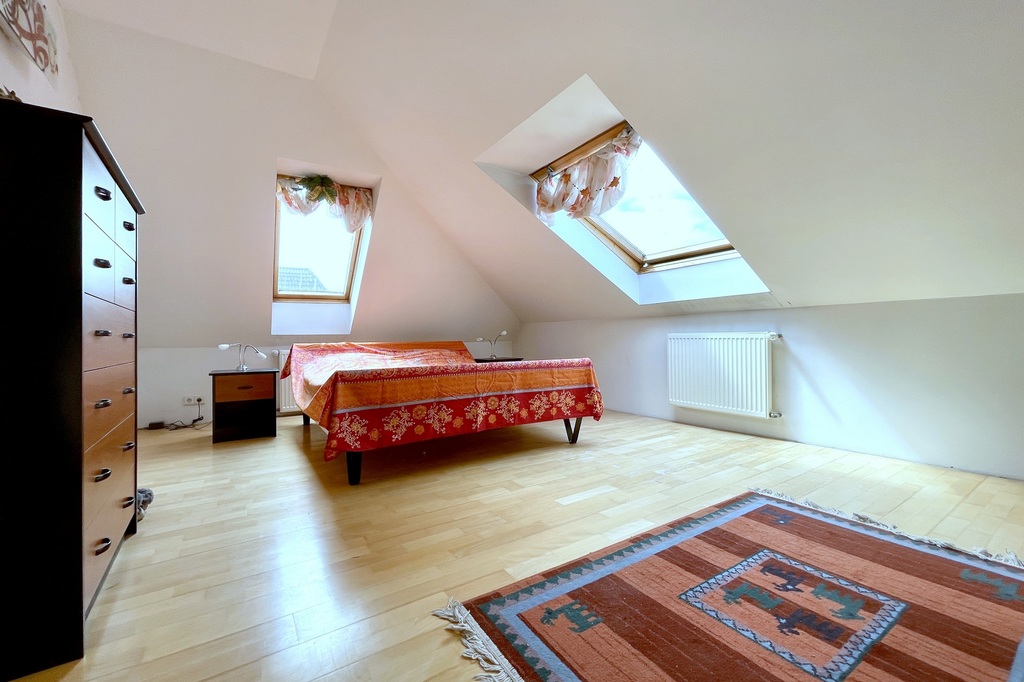 Komfortowe mieszkanie 2-poziomowe na Starówce (13)