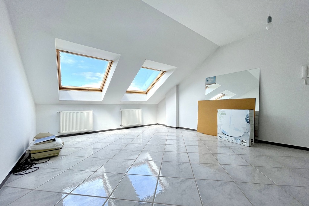 Komfortowe mieszkanie 2-poziomowe na Starówce (14)