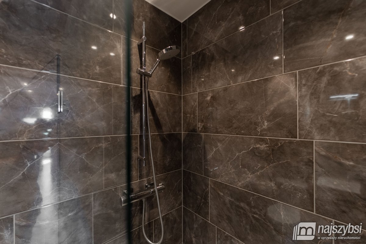 Dobieszewo - 2 pokoje po generalnym remoncie (11)