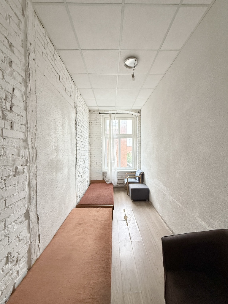 7 pokoi | 2 piętro | 143m² | ul. Narutowicza (8)