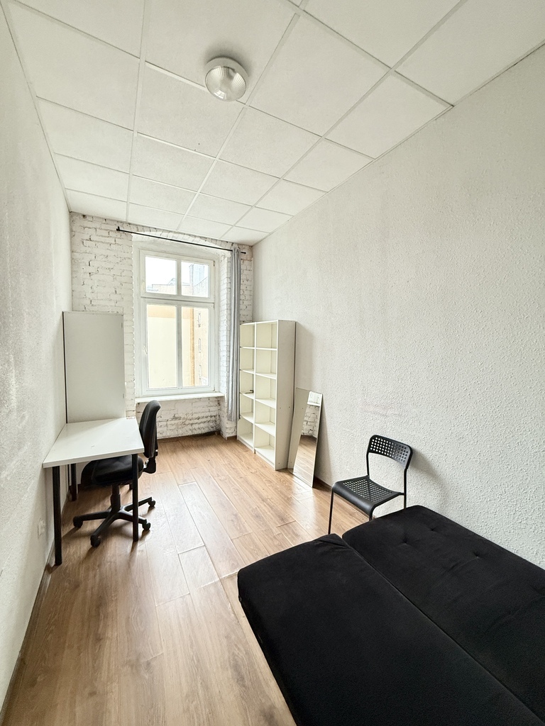 7 pokoi | 2 piętro | 143m² | ul. Narutowicza (6)