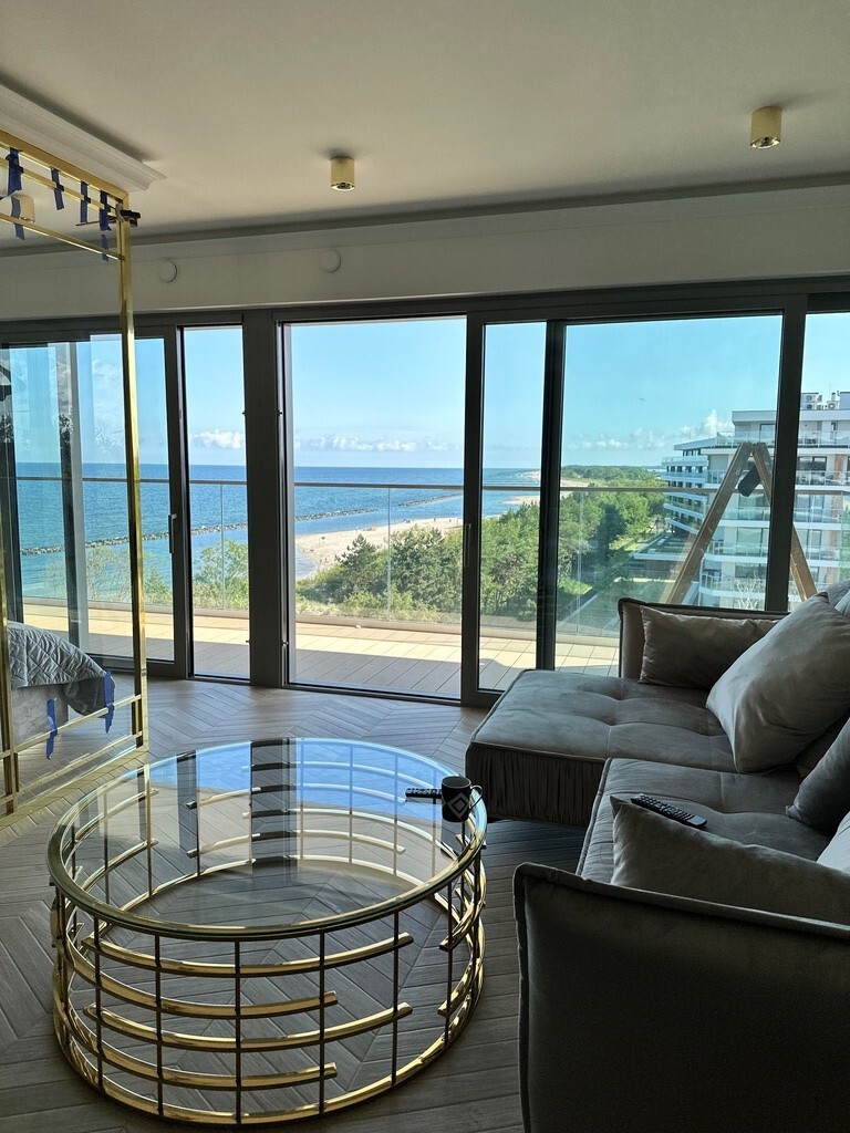 Apartament z widokiem na morze (11)