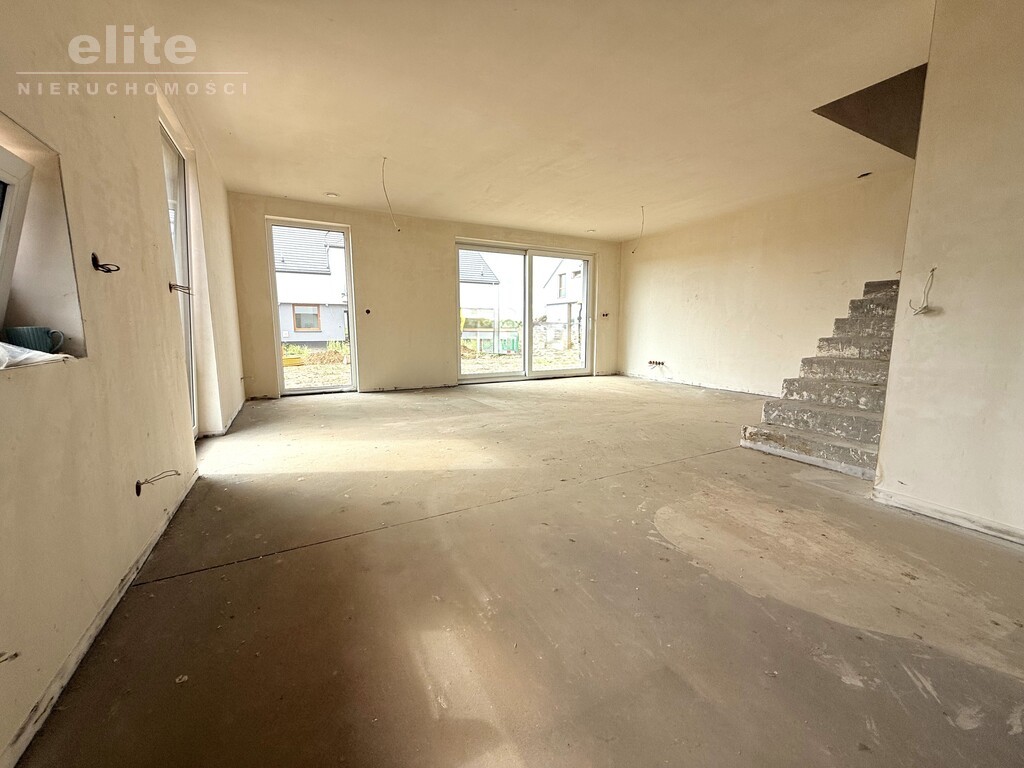 Dobra 5 pok - rekuperacja, garaż (4)