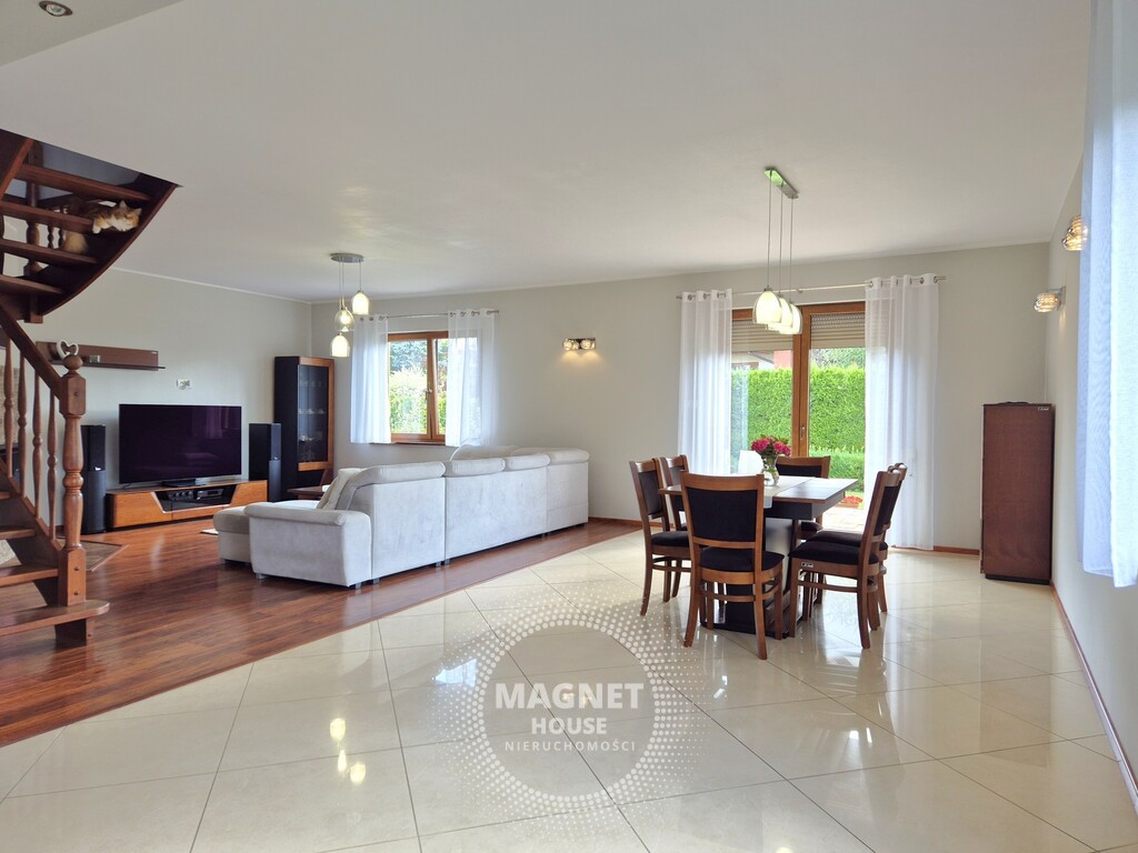 Zadbany bliźniak na Warszewie blisko Puszczy (2)