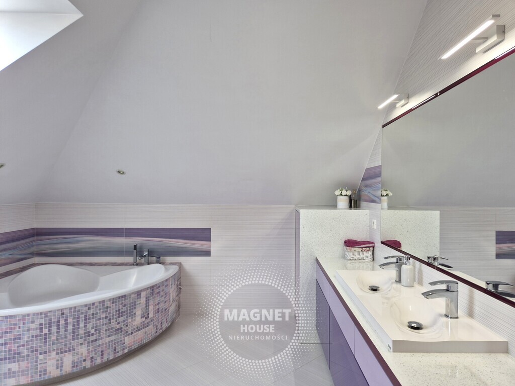 Zadbany bliźniak na Warszewie blisko Puszczy (11)