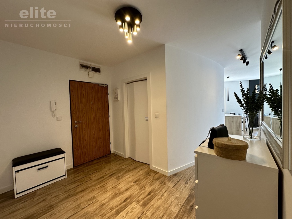 Bandurskiego 95 3 pokoje balkon miejsce p. komórka (14)