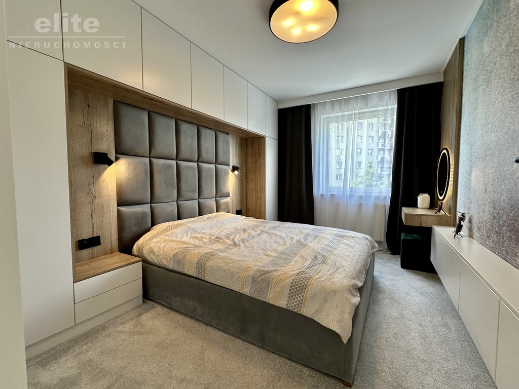 Bandurskiego 95 3 pokoje balkon miejsce p. komórka (7)