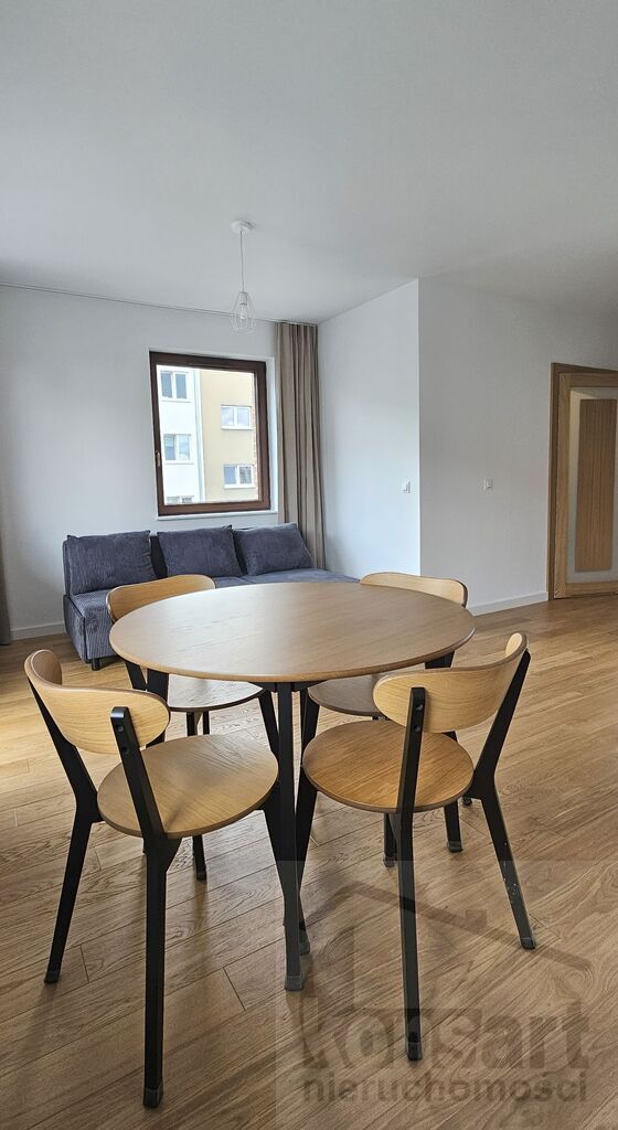 Dwupoziomowe mieszkanie dwupokojowe z garażem (8)