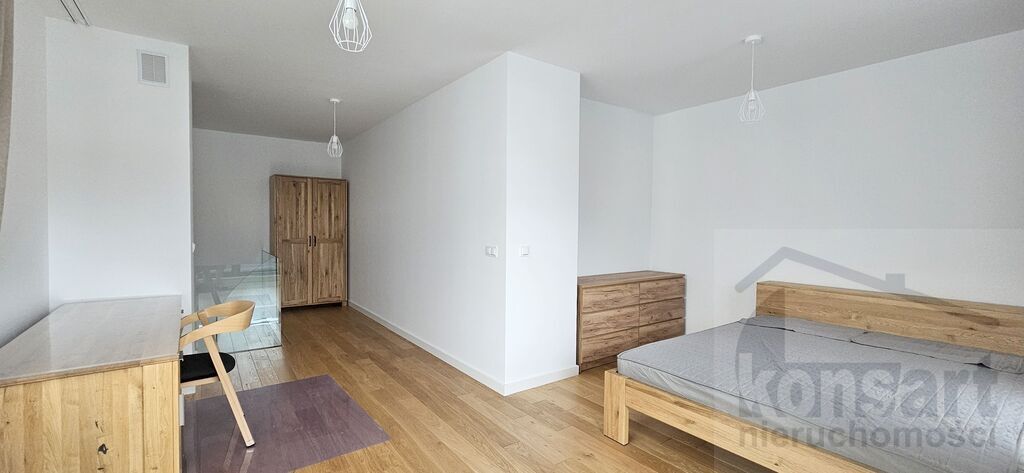 Dwupoziomowe mieszkanie dwupokojowe z garażem (18)