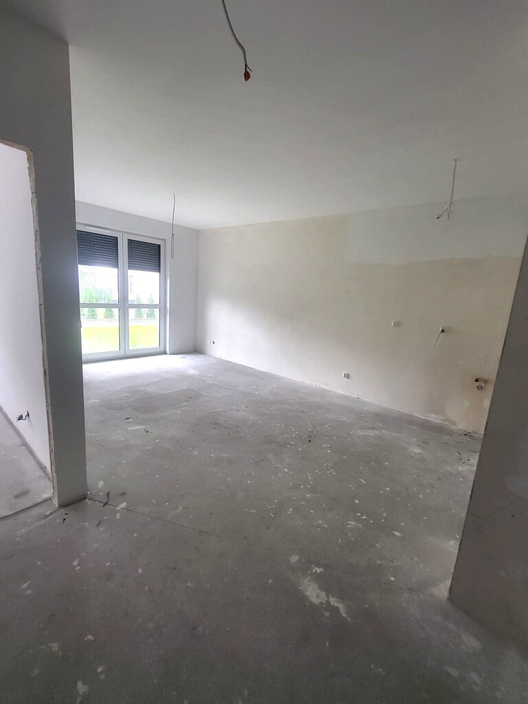 Mieszkanie 2 pokojowe na Os. Platinium z ogródkiem (3)