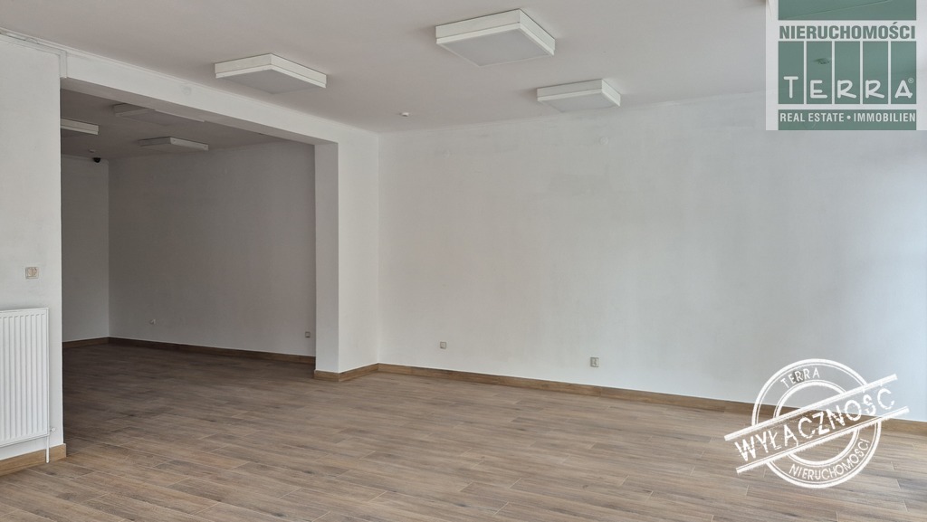 LOKAL PRZY KRZYŻÓWCE (7)