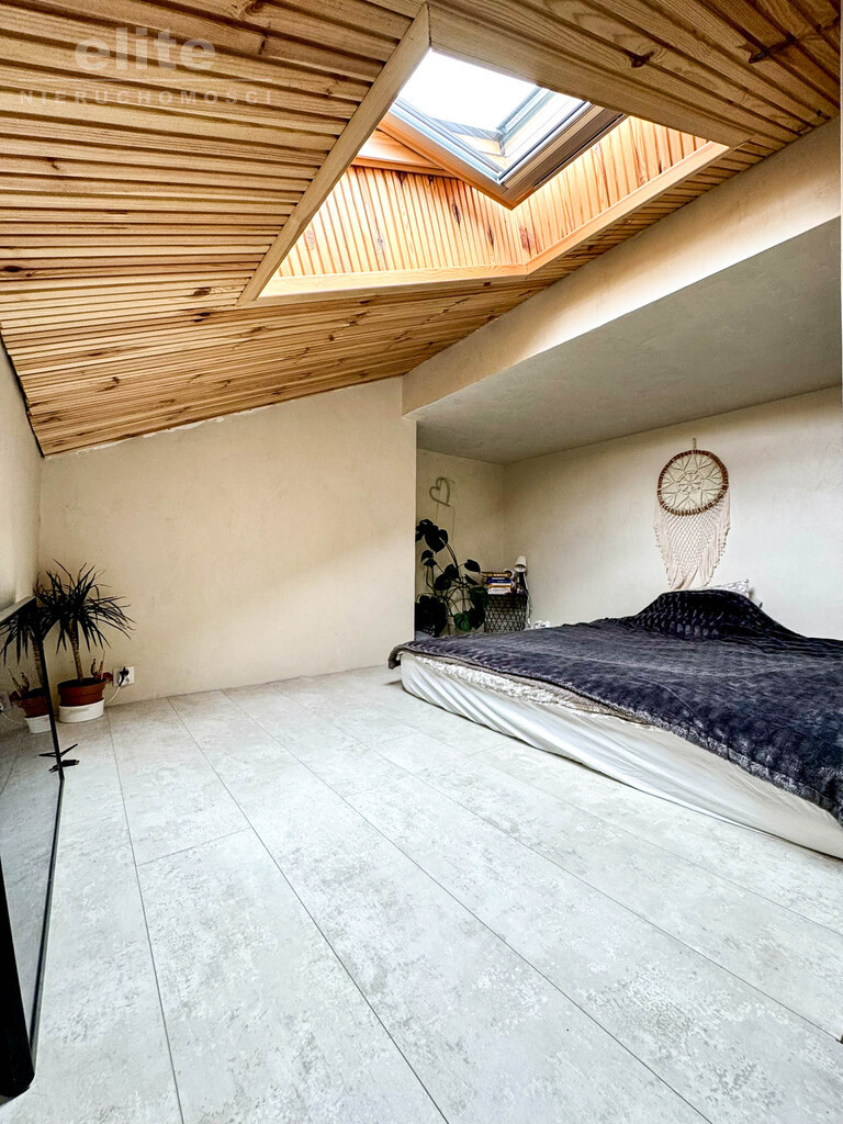 Warszewo 2 pokoje + antresola balkon piwnica (14)