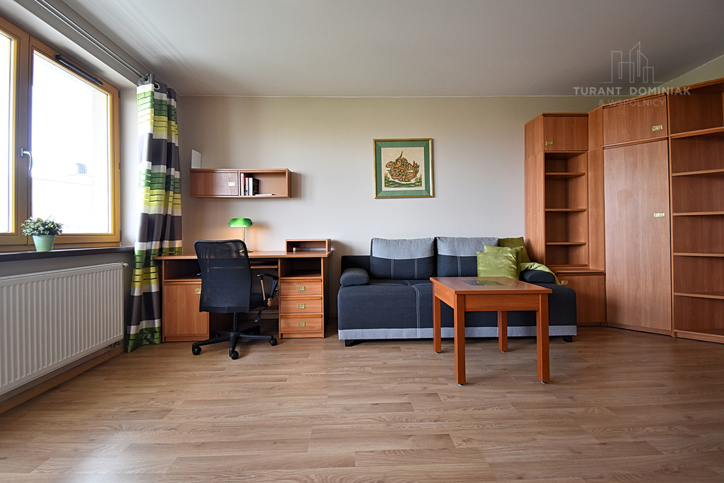 Kawalerka z balkonem i komórką (7)