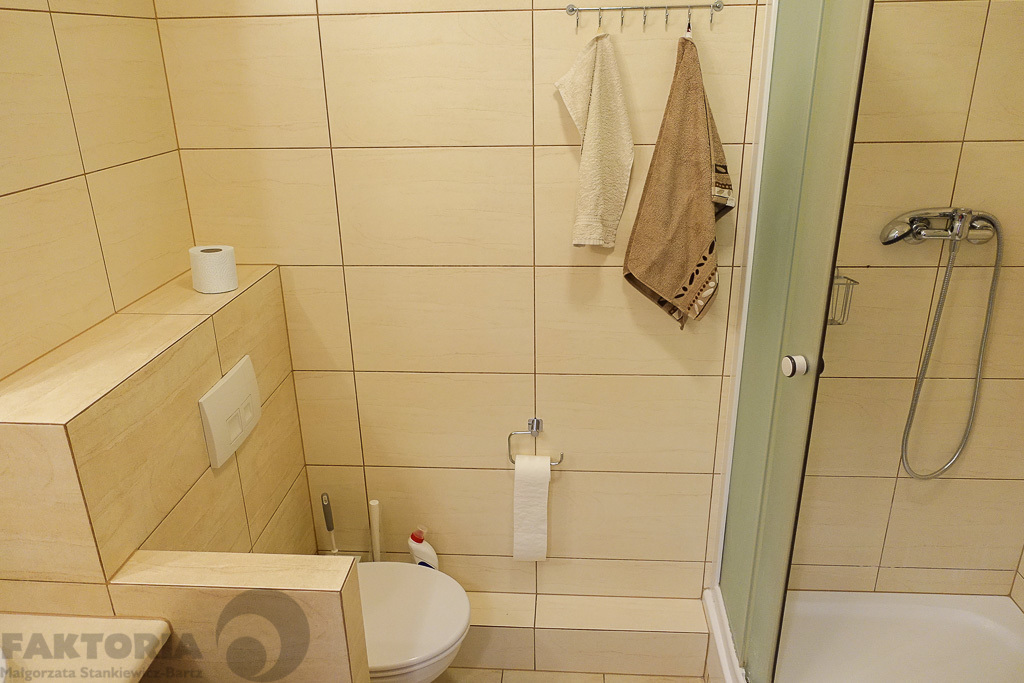 Śródmieście 2 pokoje 38,9m2, umebl. 2500+534+garaż (21)