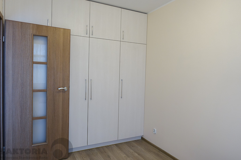 Śródmieście 2 pokoje 38,9m2, umebl. 2500+534+garaż (28)