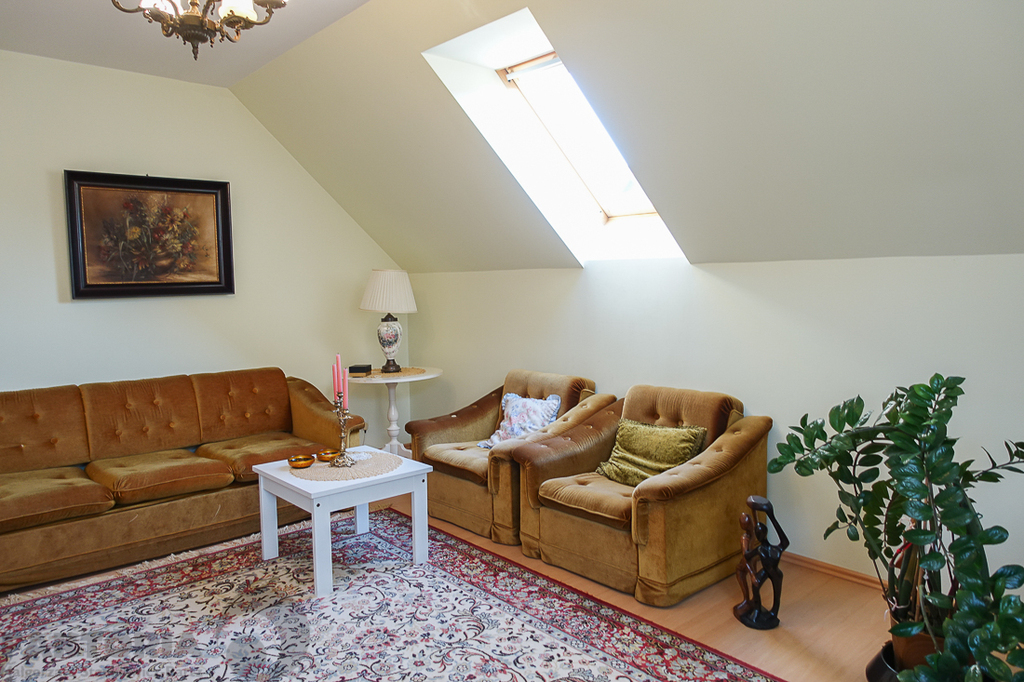 Gumieńce dom wolno stojący z 2000 r. 1,75 mln (11)