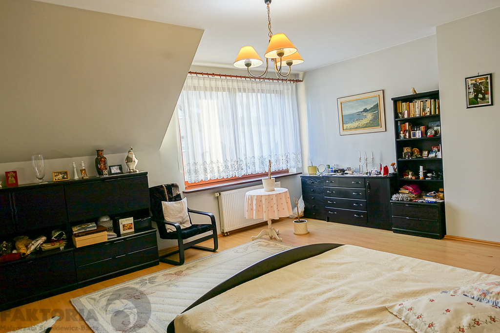 Gumieńce dom wolno stojący z 2000 r. 1,75 mln (17)