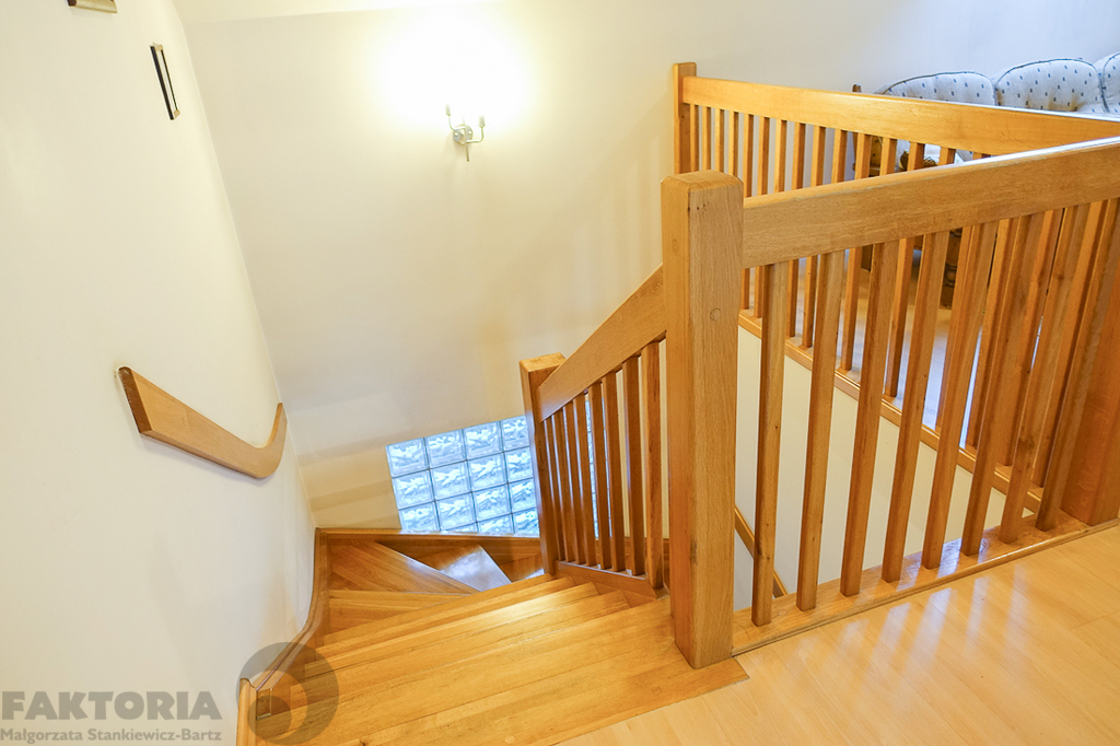 Gumieńce dom wolno stojący z 2000 r. 1,75 mln (23)