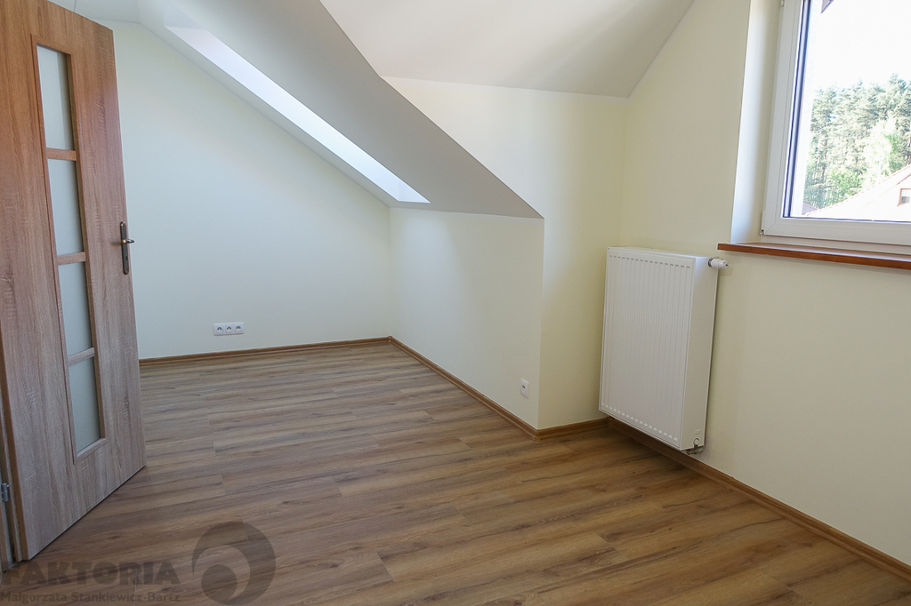 Dobra, nowy dom, 5 pokoi, wys. standard (10)