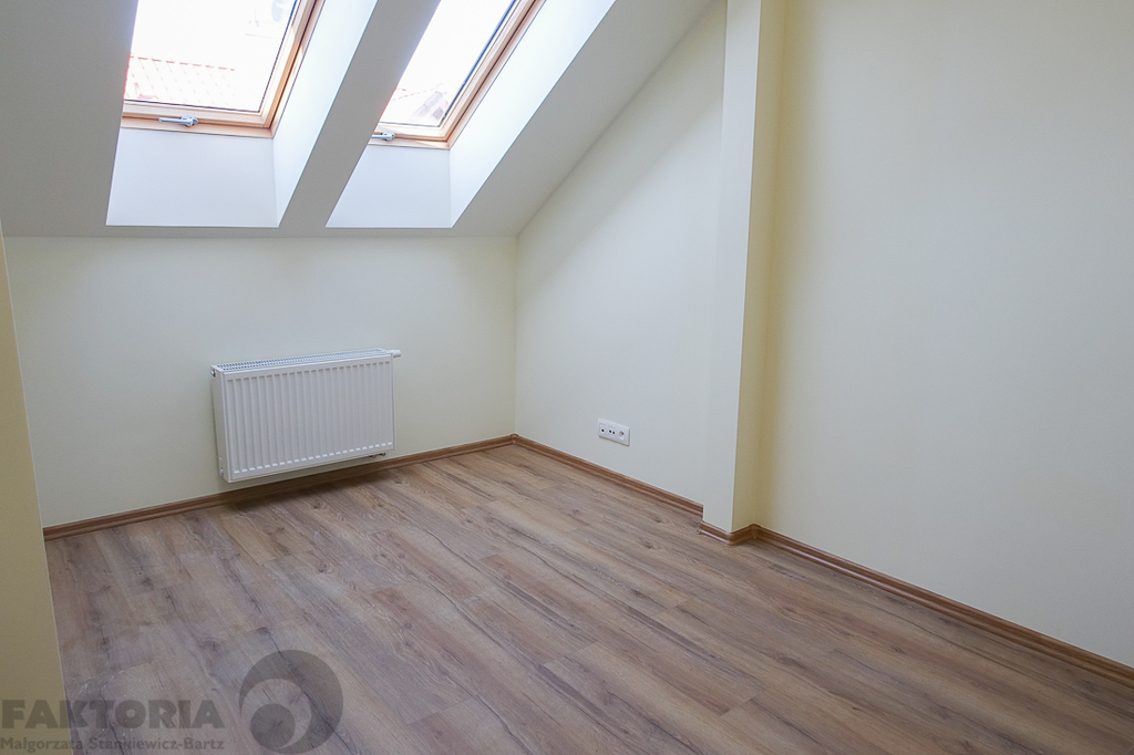 Dobra, nowy dom, 5 pokoi, wys. standard (12)