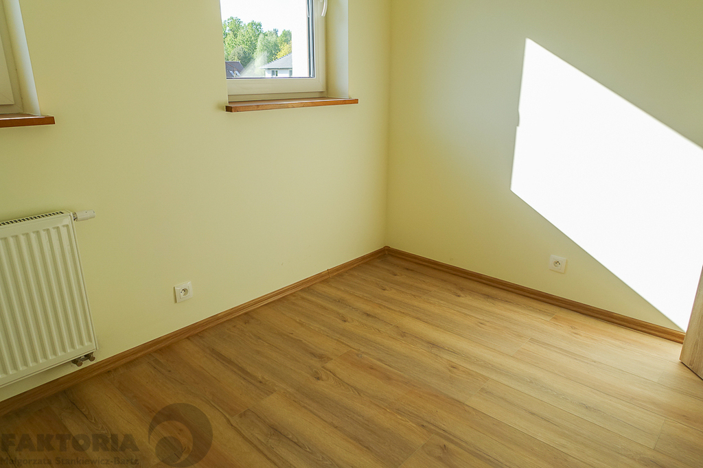 Dobra, nowy dom, 5 pokoi, wys. standard (14)