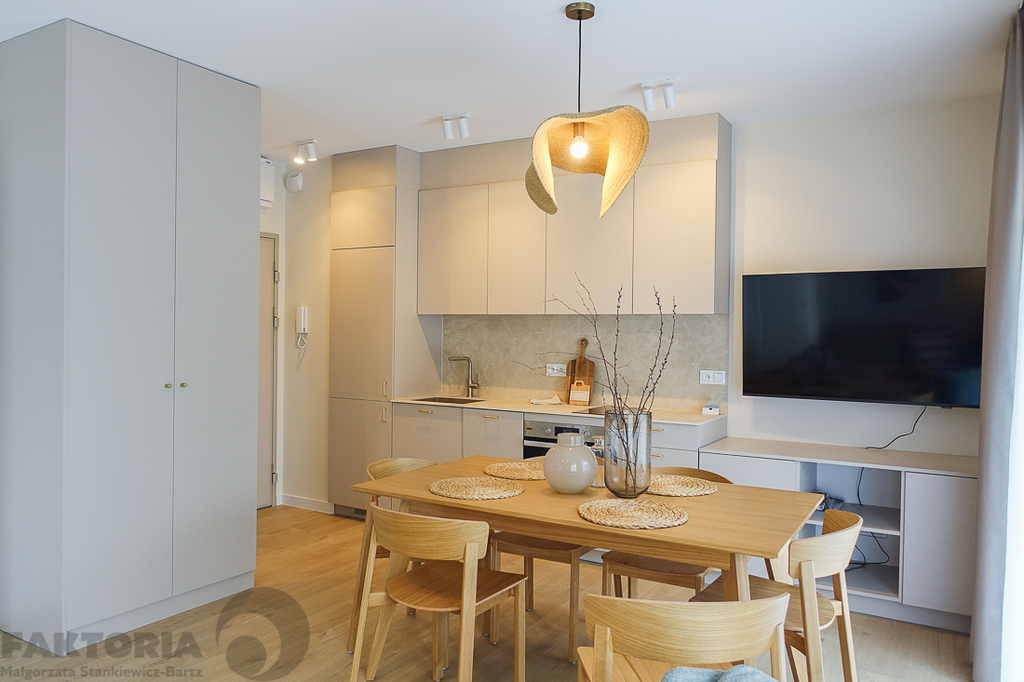 Apartament nad morzem 57,7m2, 3 pok., balkon 16m2 (1)