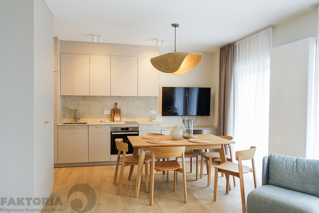 Apartament nad morzem 57,7m2, 3 pok., balkon 16m2 (2)