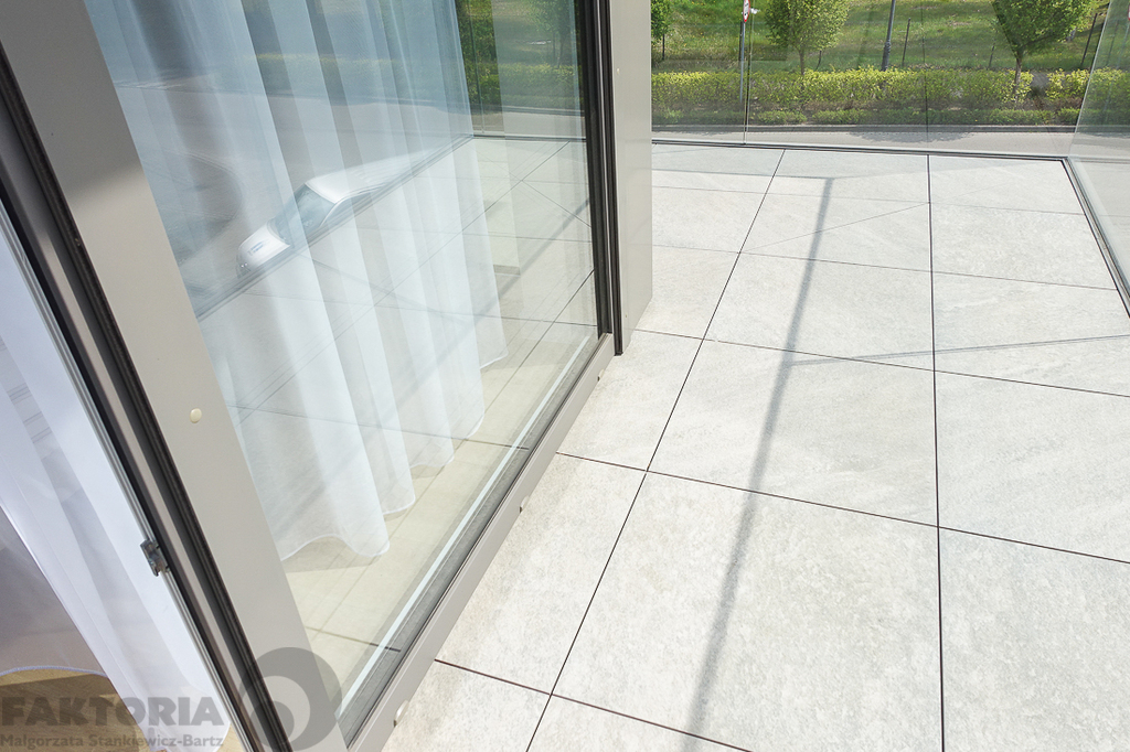 Apartament nad morzem 57,7m2, 3 pok., balkon 16m2 (18)