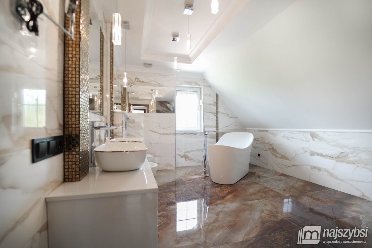 Karsko- nieruchomość o bardzo wysokim standardzie (15)