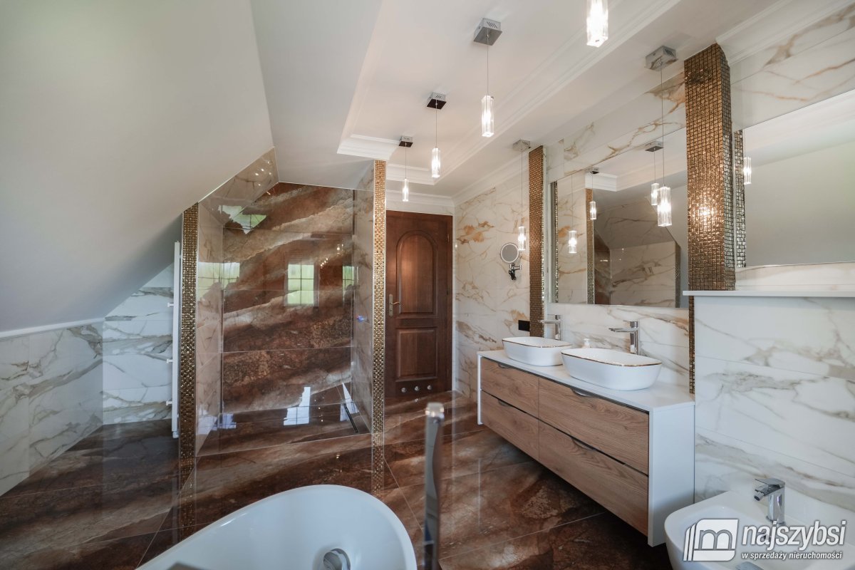 Karsko- nieruchomość o bardzo wysokim standardzie (17)