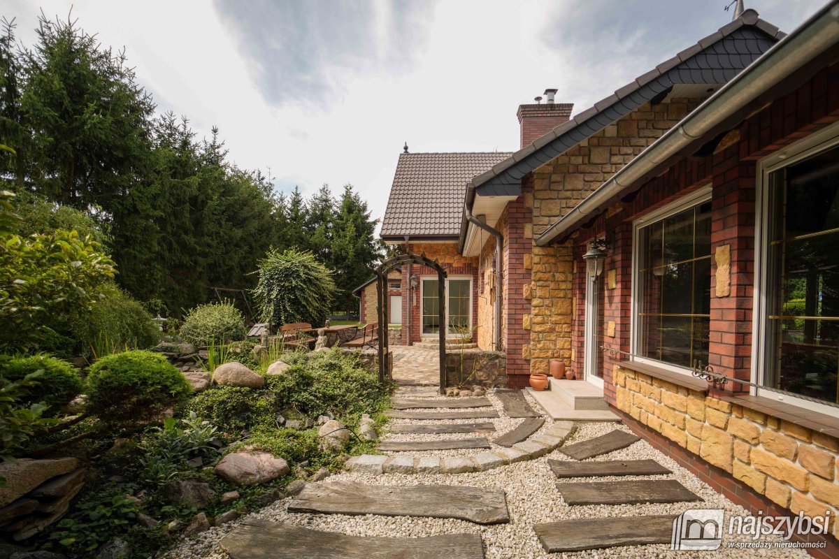 Karsko- nieruchomość o bardzo wysokim standardzie (28)