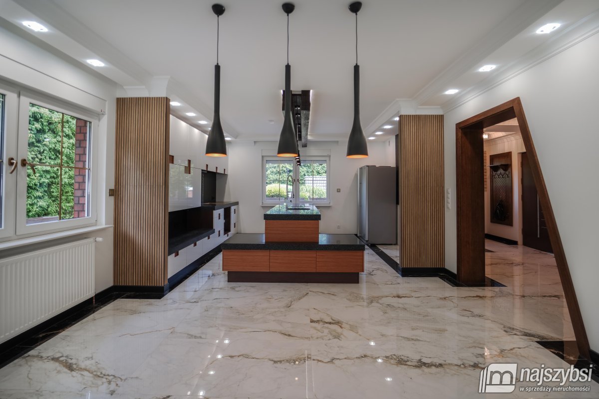 Karsko- nieruchomość o bardzo wysokim standardzie (3)