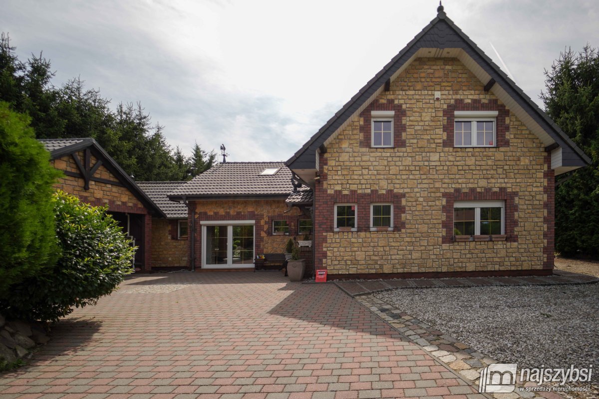 Karsko- nieruchomość o bardzo wysokim standardzie (31)