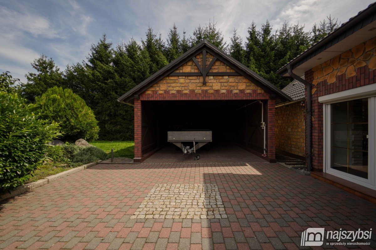 Karsko- nieruchomość o bardzo wysokim standardzie (34)