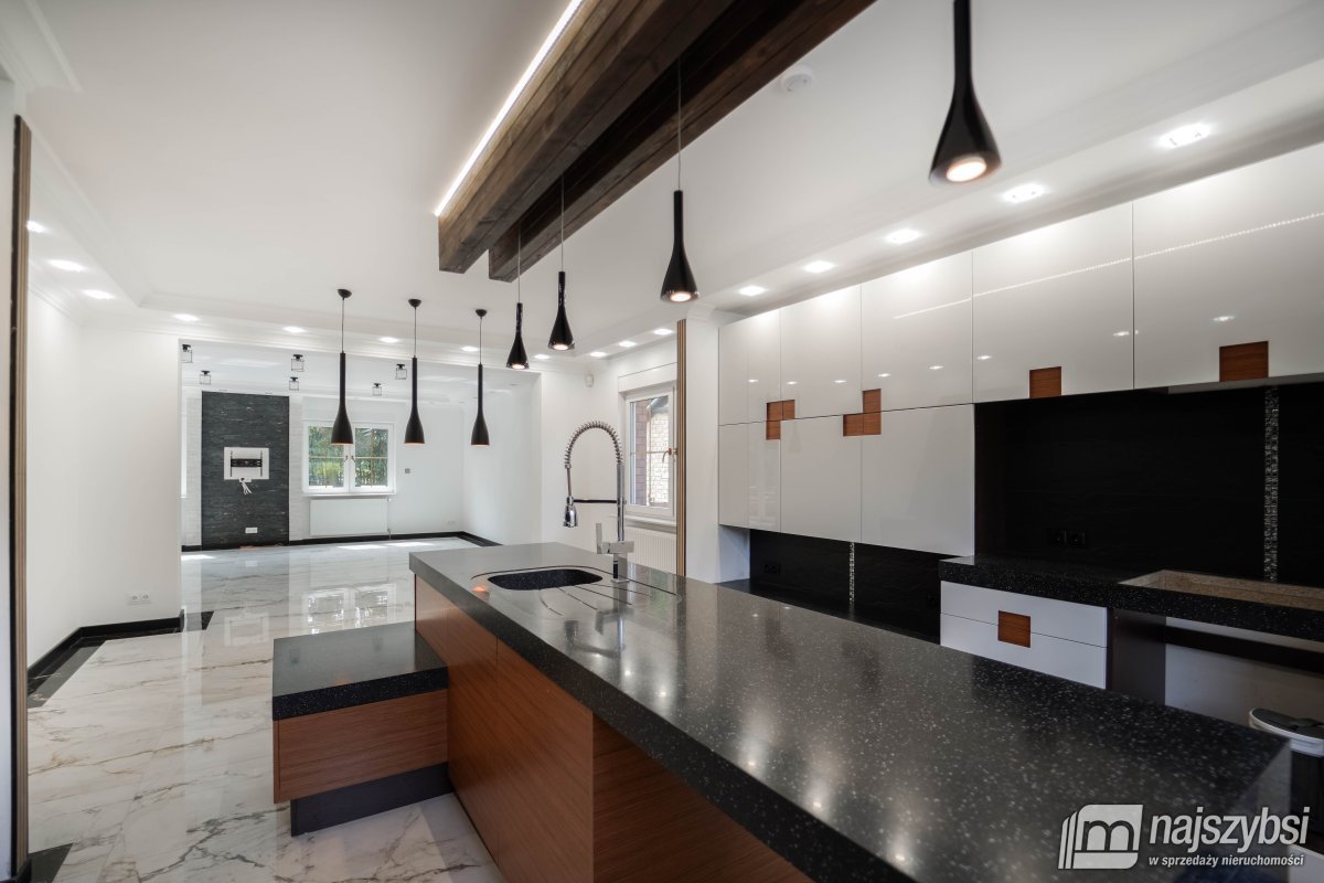 Karsko- nieruchomość o bardzo wysokim standardzie (5)