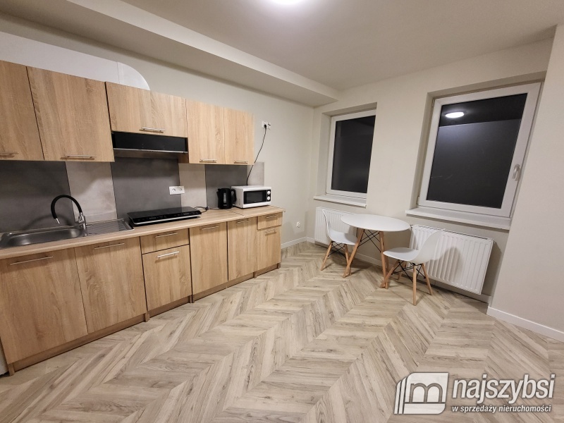 Kawalerka na wynajem (czynsz w cenie najmu)  (5)