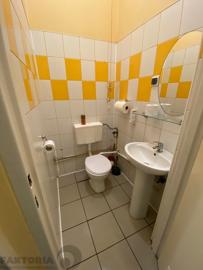 Niebuszewo. Lokal handlowo-usługowy 69 m2, witryny (6)