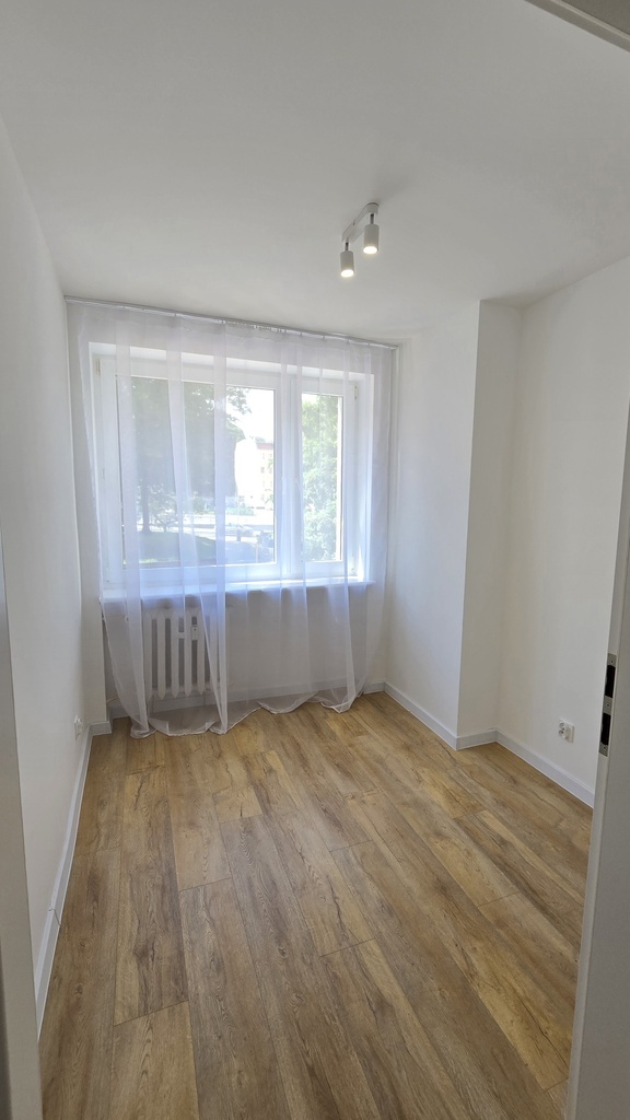 CENTRUM-3 pok. mieszkanie po GENERALNYM remoncie! (13)