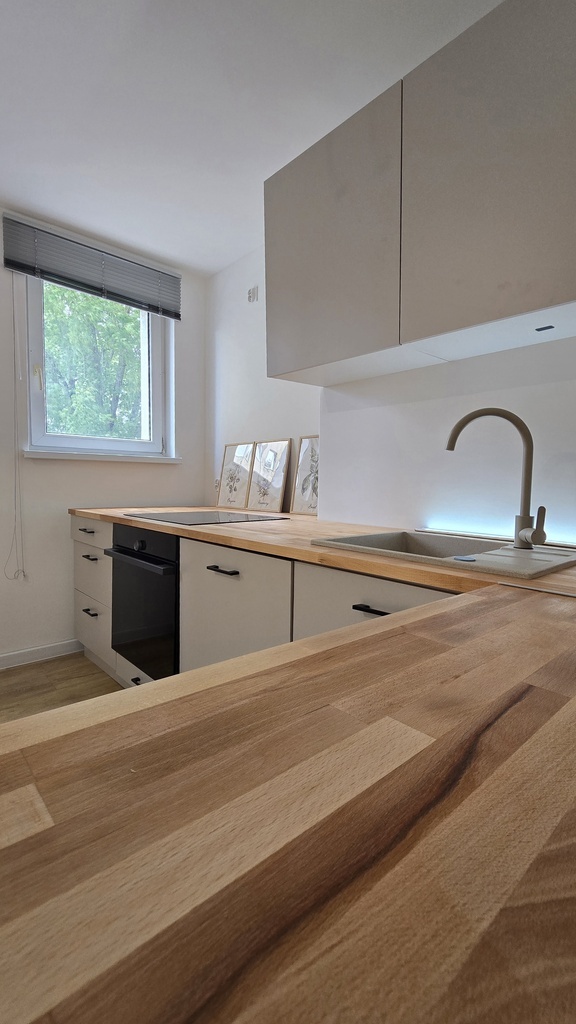 CENTRUM-3 pok. mieszkanie po GENERALNYM remoncie! (3)