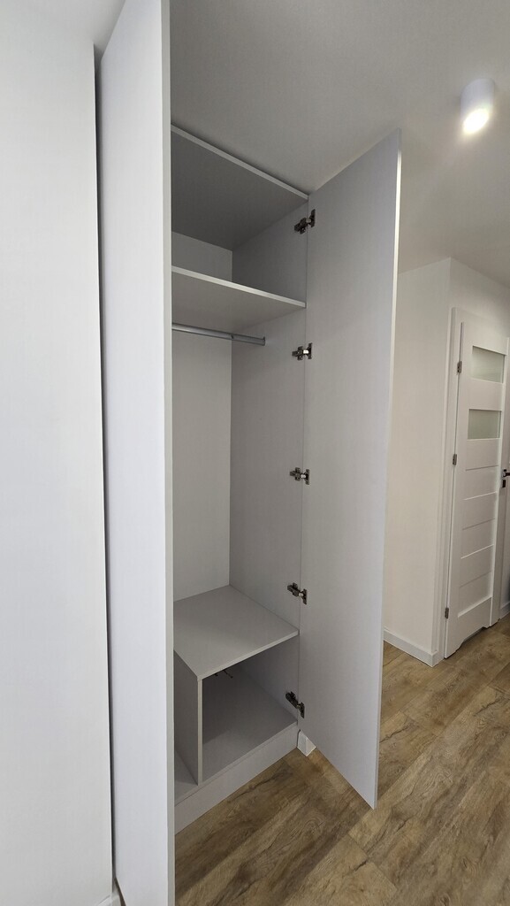 CENTRUM-3 pok. mieszkanie po GENERALNYM remoncie! (16)