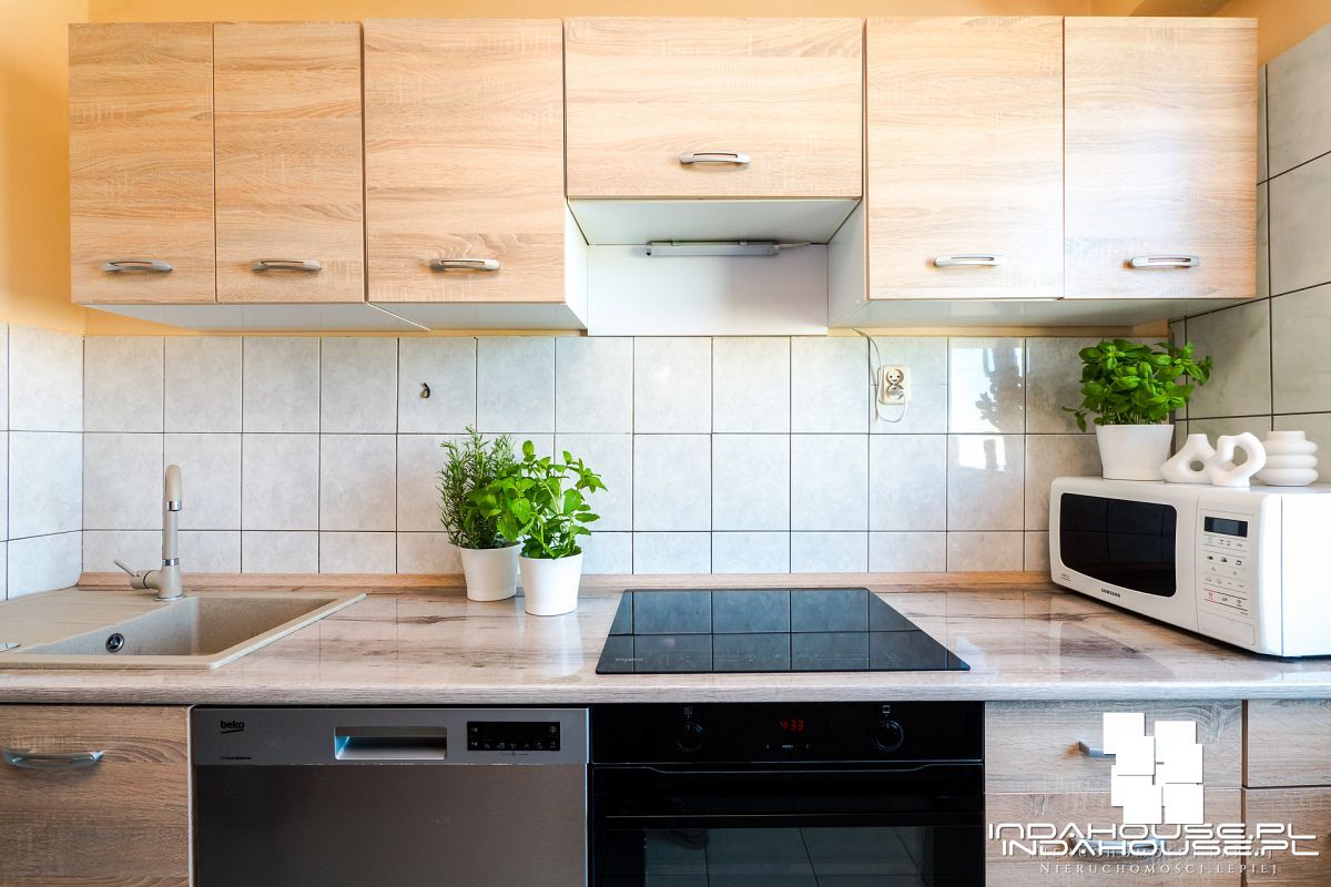 Słoneczne, dwustronne 3 pokoje, oddzielna kuchnia, (2)