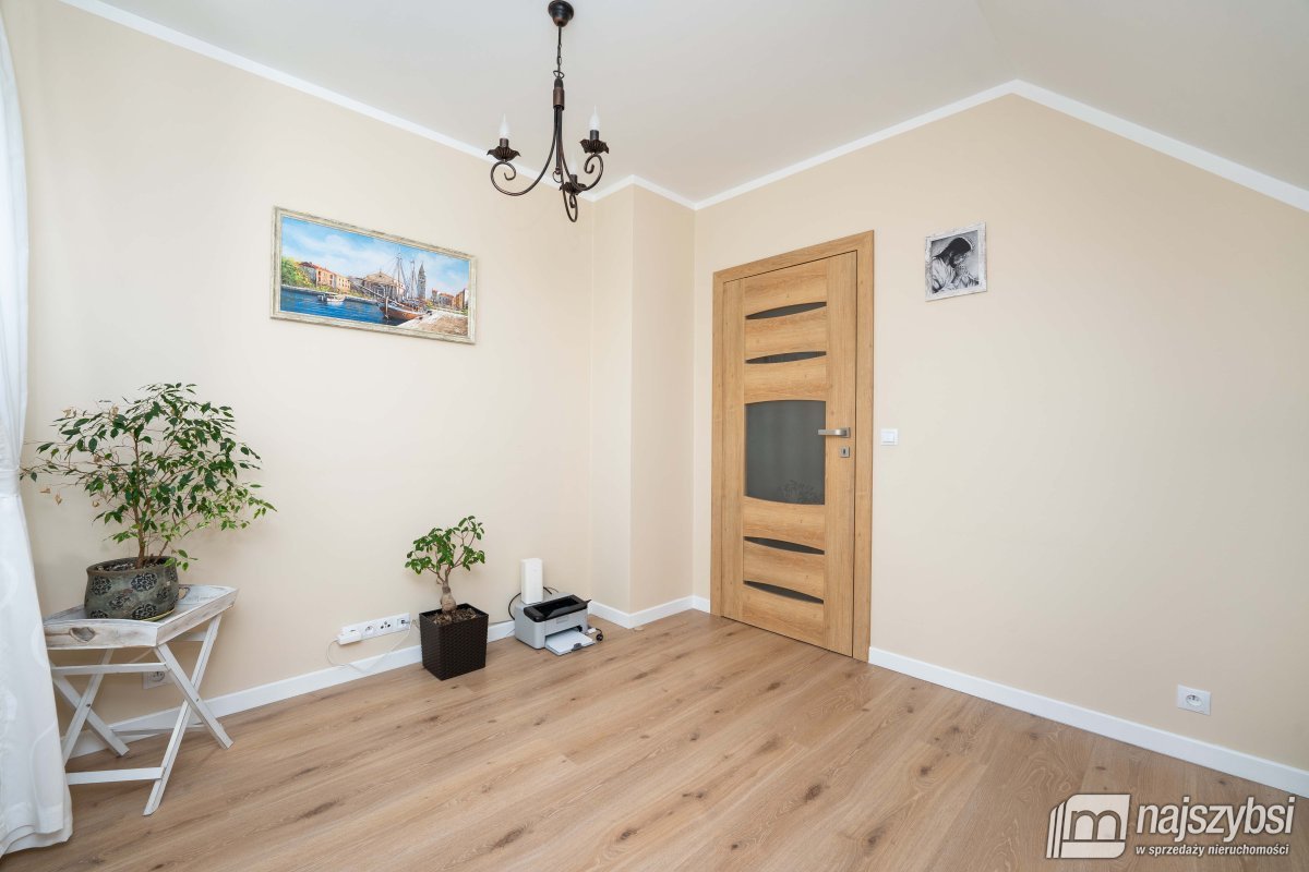 Kliniska Wielkie - zadbany, energooszczędny, rekup (24)