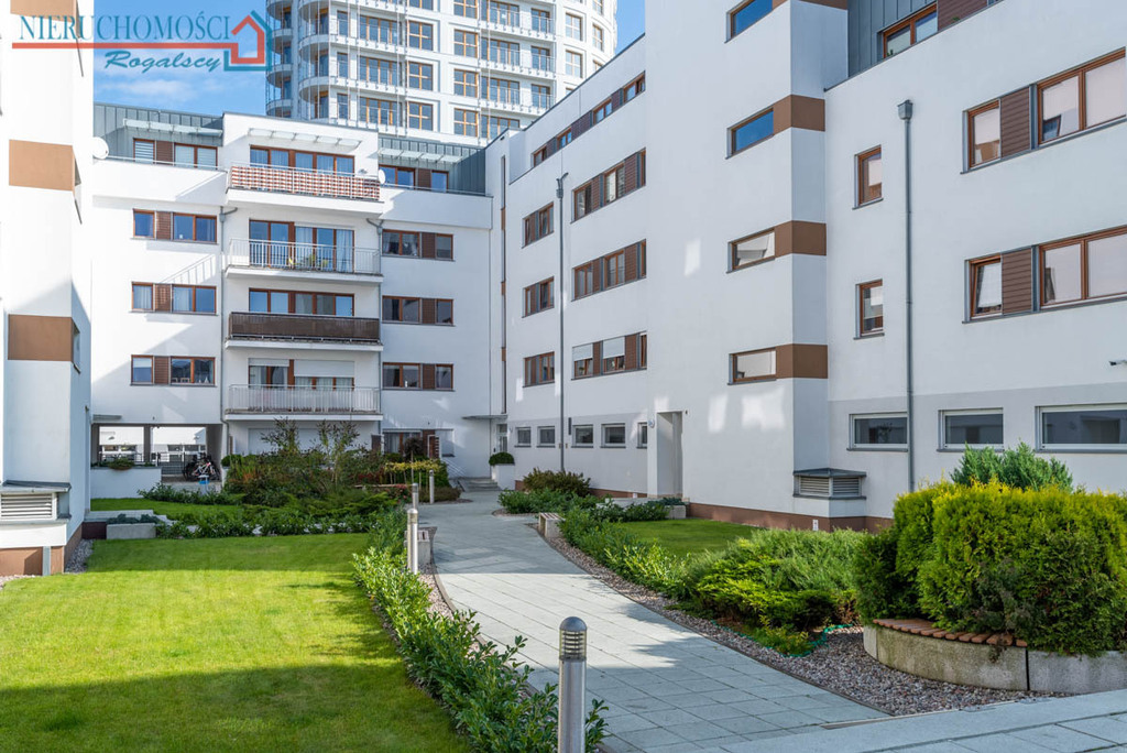 Mieszkanie 2-pokojowe oś. Platan (12)