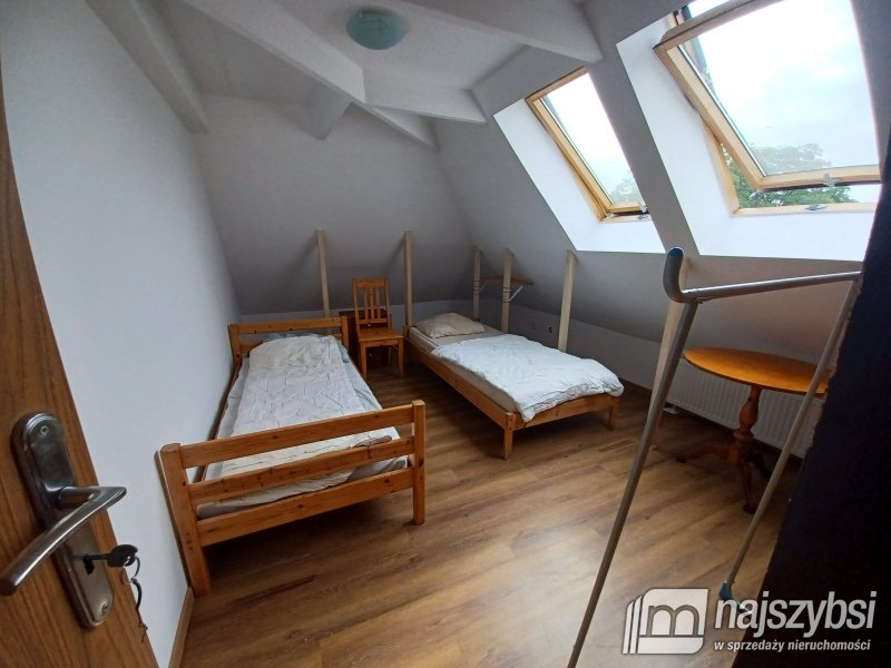 Dom 9 pok. dla pracowników (15)