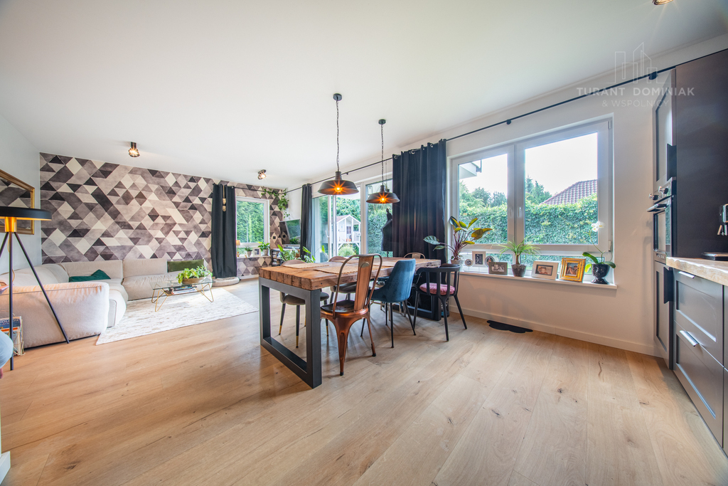 Komfortowy apartament z ogrodem – Warszewo (24)